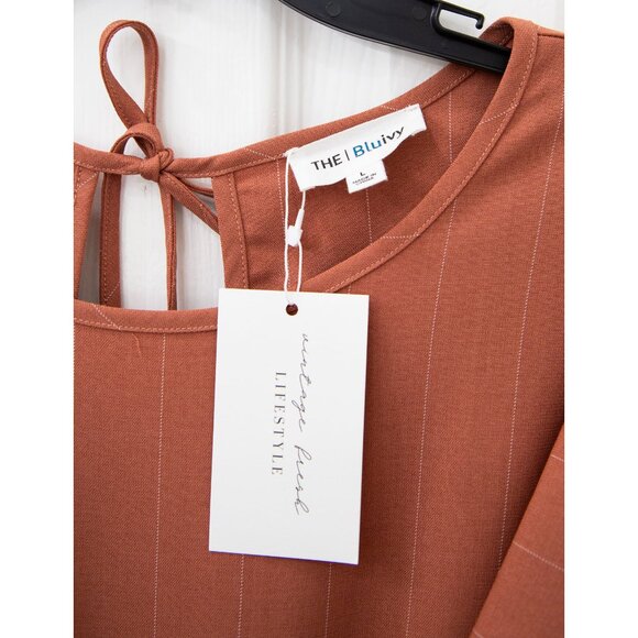 Bluivy Dusty Pink Pinstripe Wide Leg Jumpsuit With Ruffle Cap Sleeve, size L - Picture 3 of 7